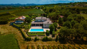 La Dolce Villa